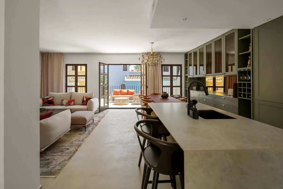 3-bedroom Town House In Marbella, Spain (211 M²)