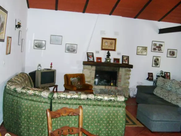 2-bedroom Country House In Álora, Spain (150 M²)