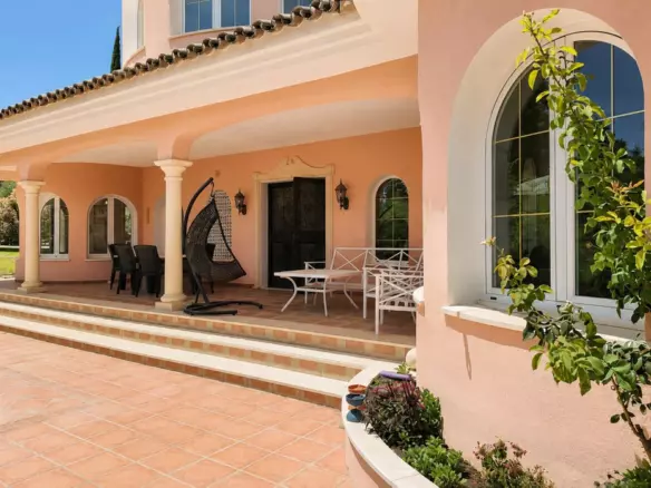 6-bedroom Country House In Ronda, Spain (424 M²)