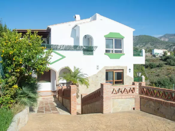 4-bedroom Villa In Frigiliana, Spain (383 M²)