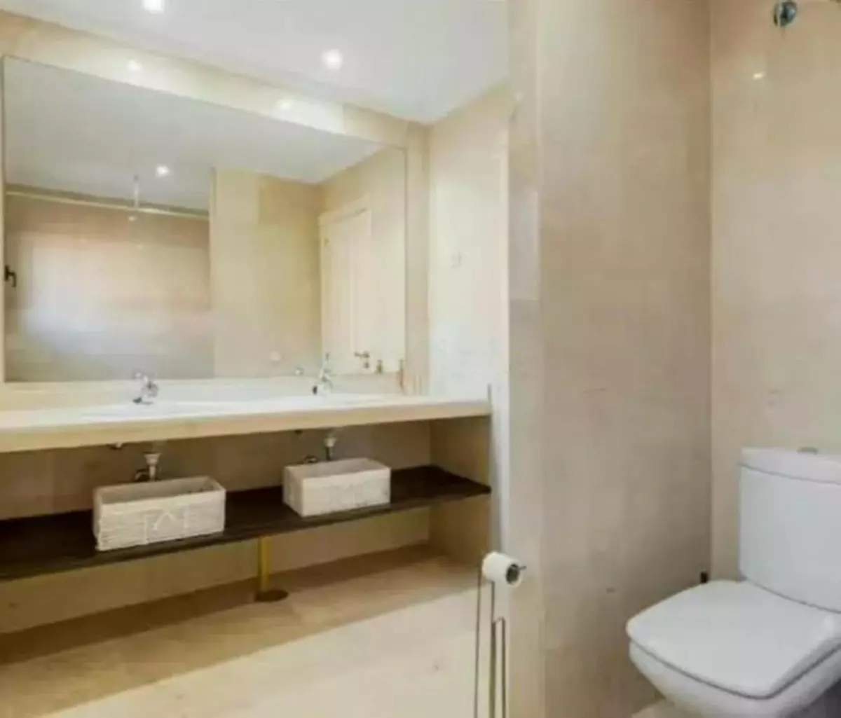 2-bedroom Apartment In Estepona, Spain (130 M²)