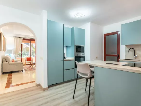 3-bedroom Apartment In Marbella, Spain (132 M²)