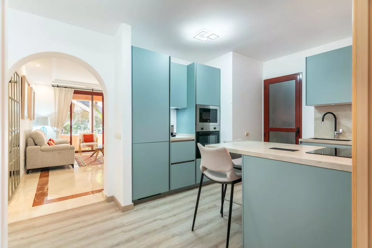 3-bedroom Apartment In Marbella, Spain (132 M²)