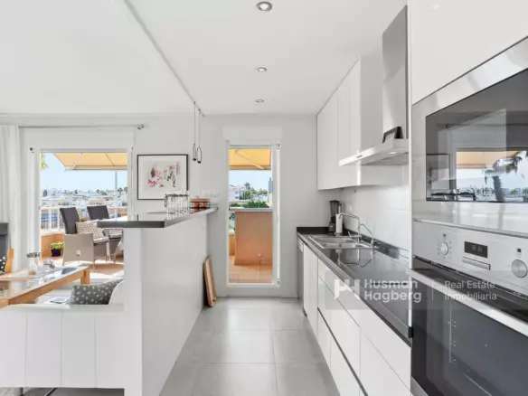2-bedroom Apartment In Orihuela, Spain (52 M²)