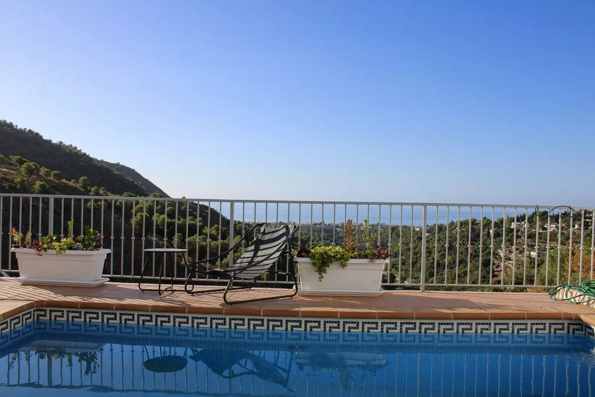 3-bedroom Villa In Frigiliana, Spain (165 M²)