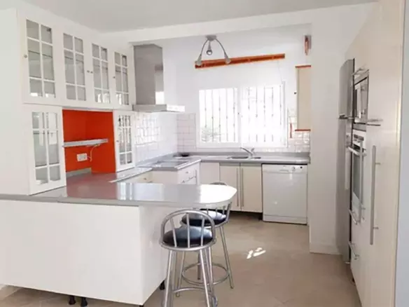 3-bedroom Villa In Marbella, Spain (132 M²)