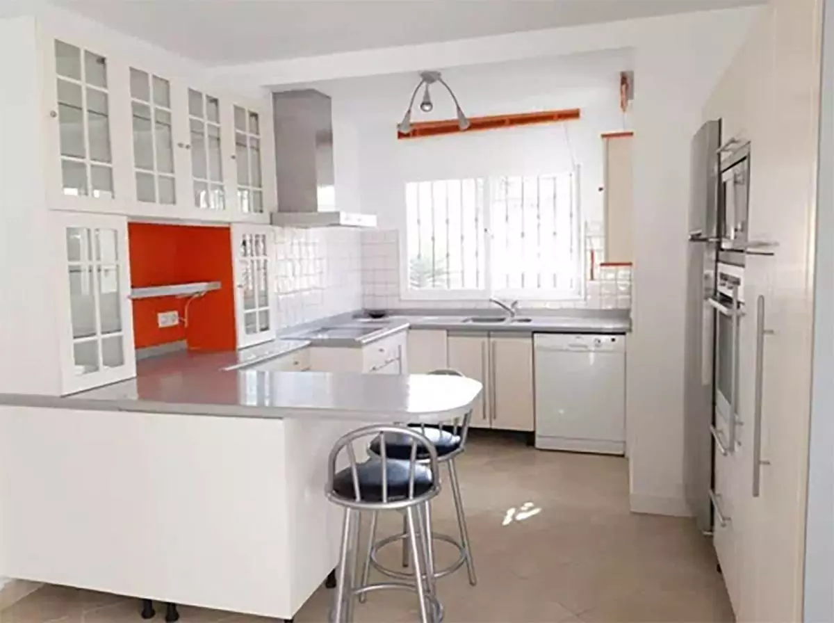 3-bedroom Villa In Marbella, Spain (132 M²)