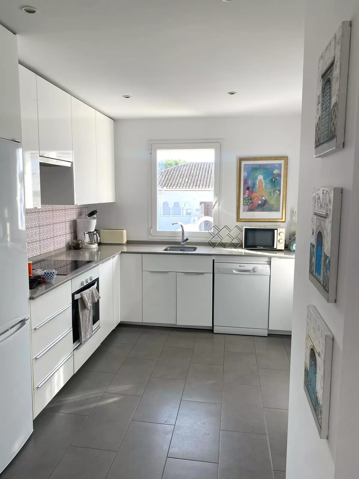 ShowFeedImage-39e03d 2-bedroom Apartment In Estepona, Spain (144 M²)