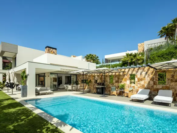 5-bedroom Villa In Marbella, Spain (532 M²)