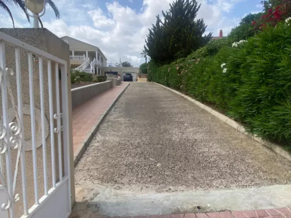 3-bedroom Villa In Algorfa, Spain (250 M²)