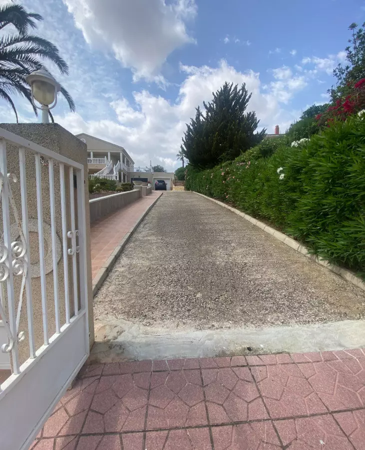3-bedroom Villa In Algorfa, Spain (250 M²)