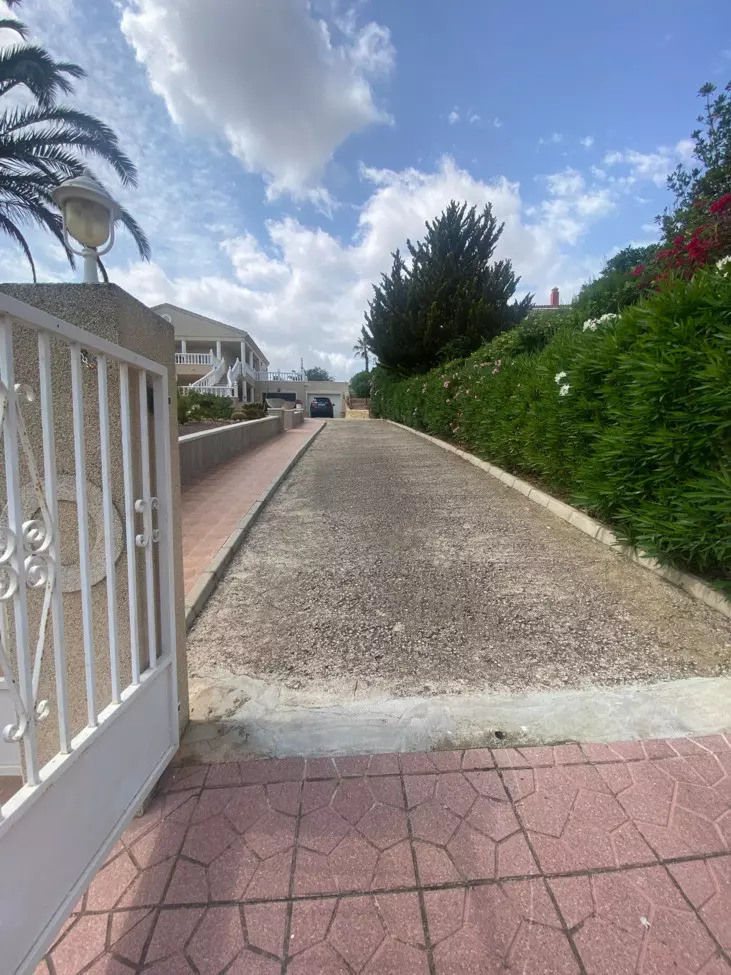 3-bedroom Villa In Algorfa, Spain (250 M²)
