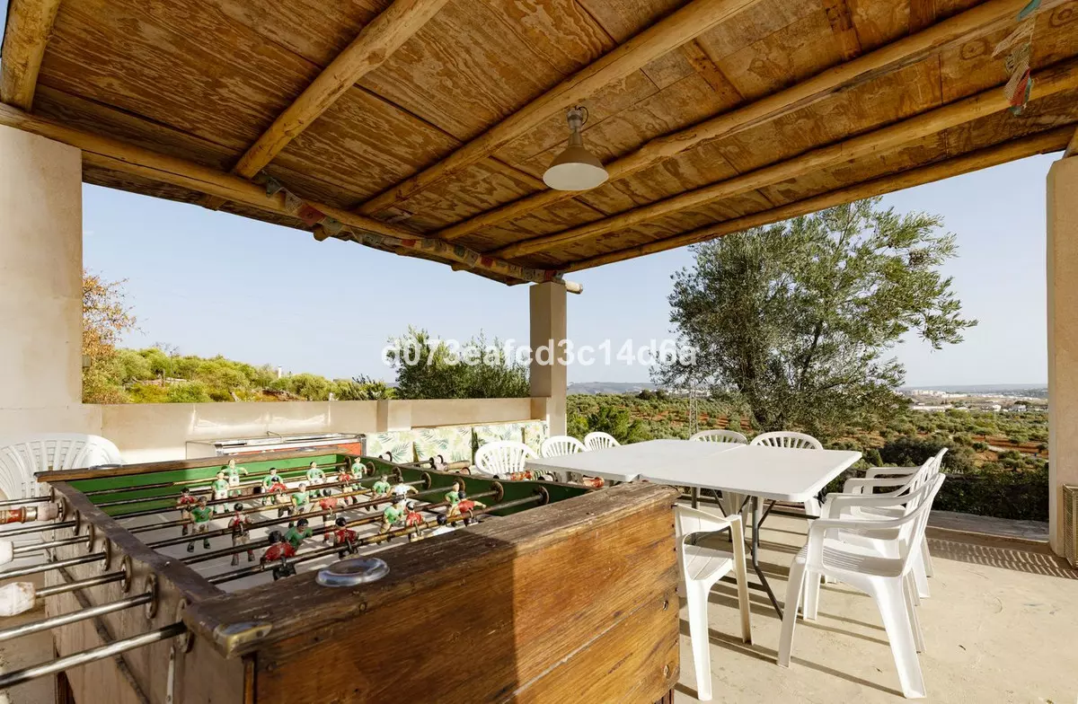 6-bedroom Villa In Ronda, Spain (256 M²)