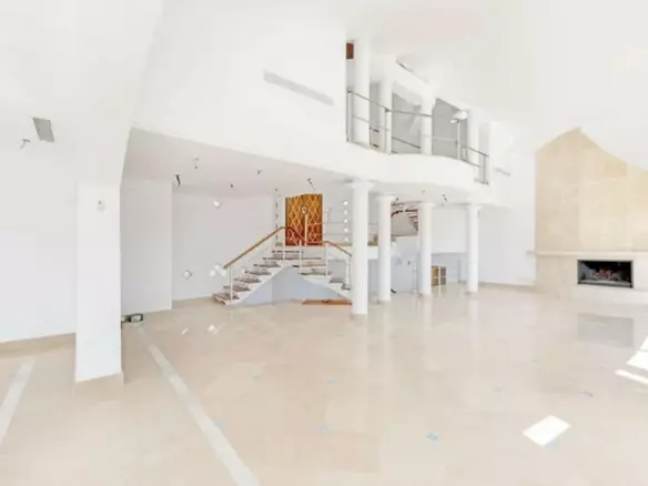 5-bedroom Villa In Málaga, Spain (919 M²)