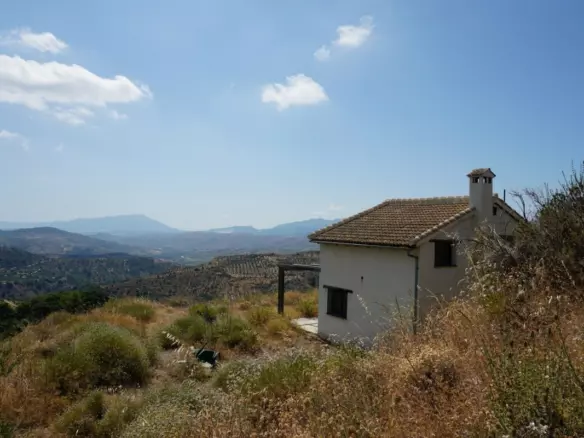 3-bedroom Country House In Yunquera, Spain (98 M²)