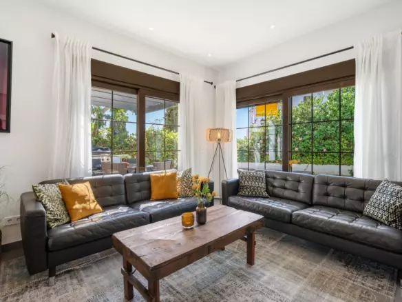 4-bedroom Town House In Marbella, Spain (177 M²)