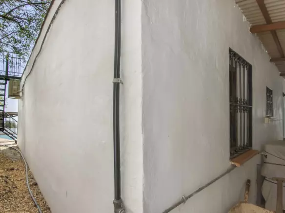 2-bedroom Country House In Iznate, Spain (64 M²)