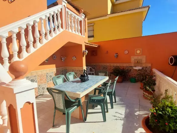 5-bedroom Villa In Málaga, Spain (193 M²)