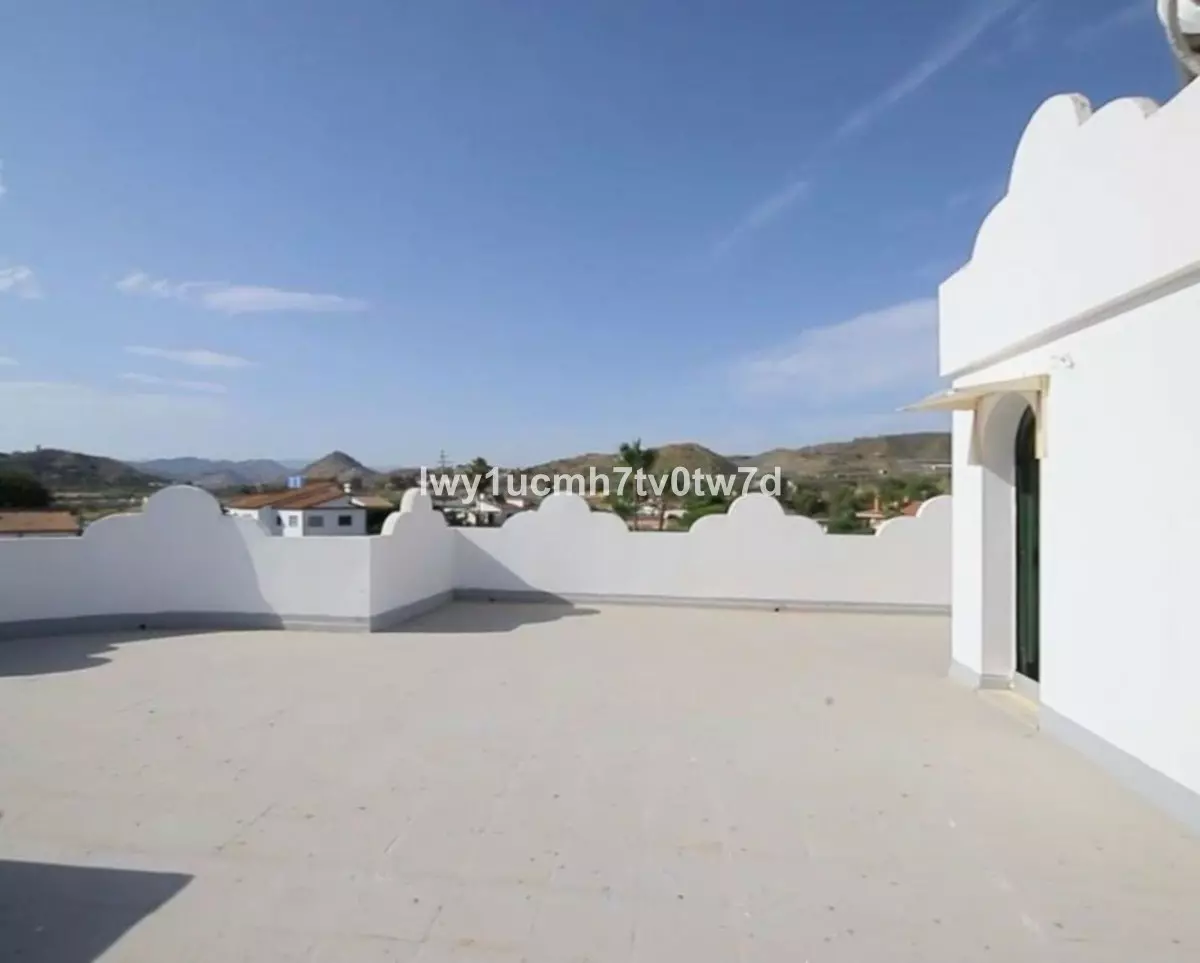 4-bedroom Villa In Málaga, Spain (317 M²)