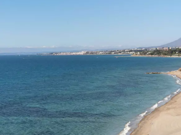 3-bedroom Apartment In Marbella, Spain (94 M²)