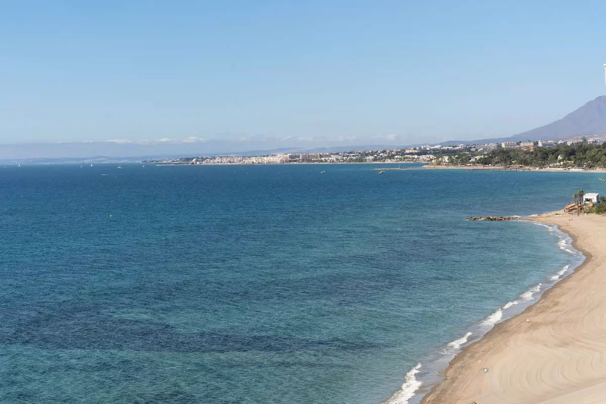 3-bedroom Apartment In Marbella, Spain (94 M²)