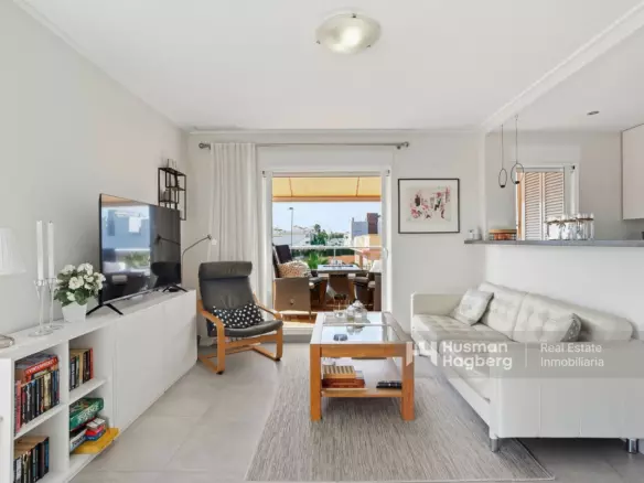 2-bedroom Apartment In Orihuela, Spain (52 M²)