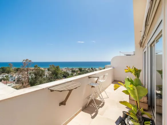 2-bedroom Apartment In Marbella, Spain (98 M²)