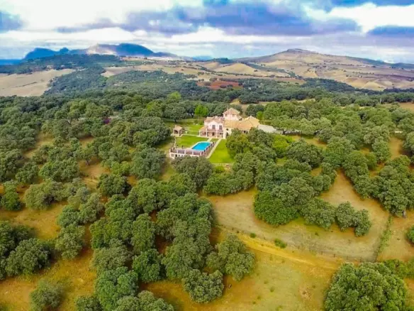 7-bedroom Country House In Ronda, Spain (735 M²)
