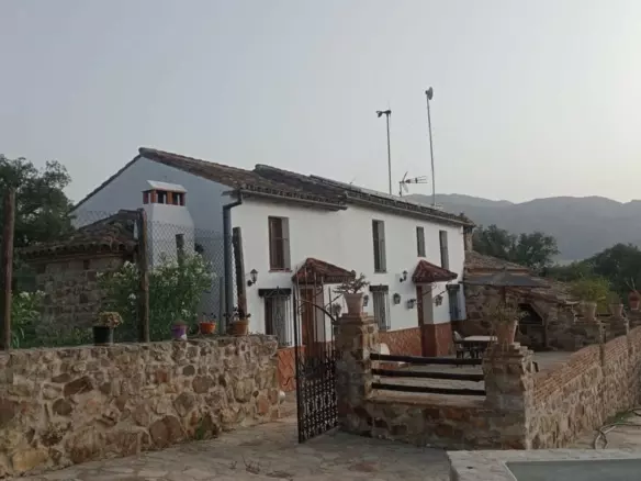4-bedroom Country House In Cortes De La Frontera, Spain (198 M²)