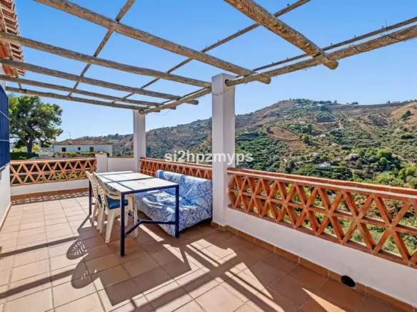 2-bedroom Villa In Frigiliana, Spain (49 M²)