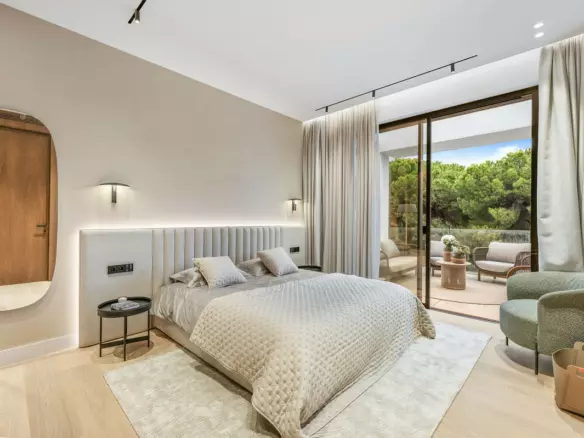 6-bedroom Villa In Marbella, Spain (570 M²)