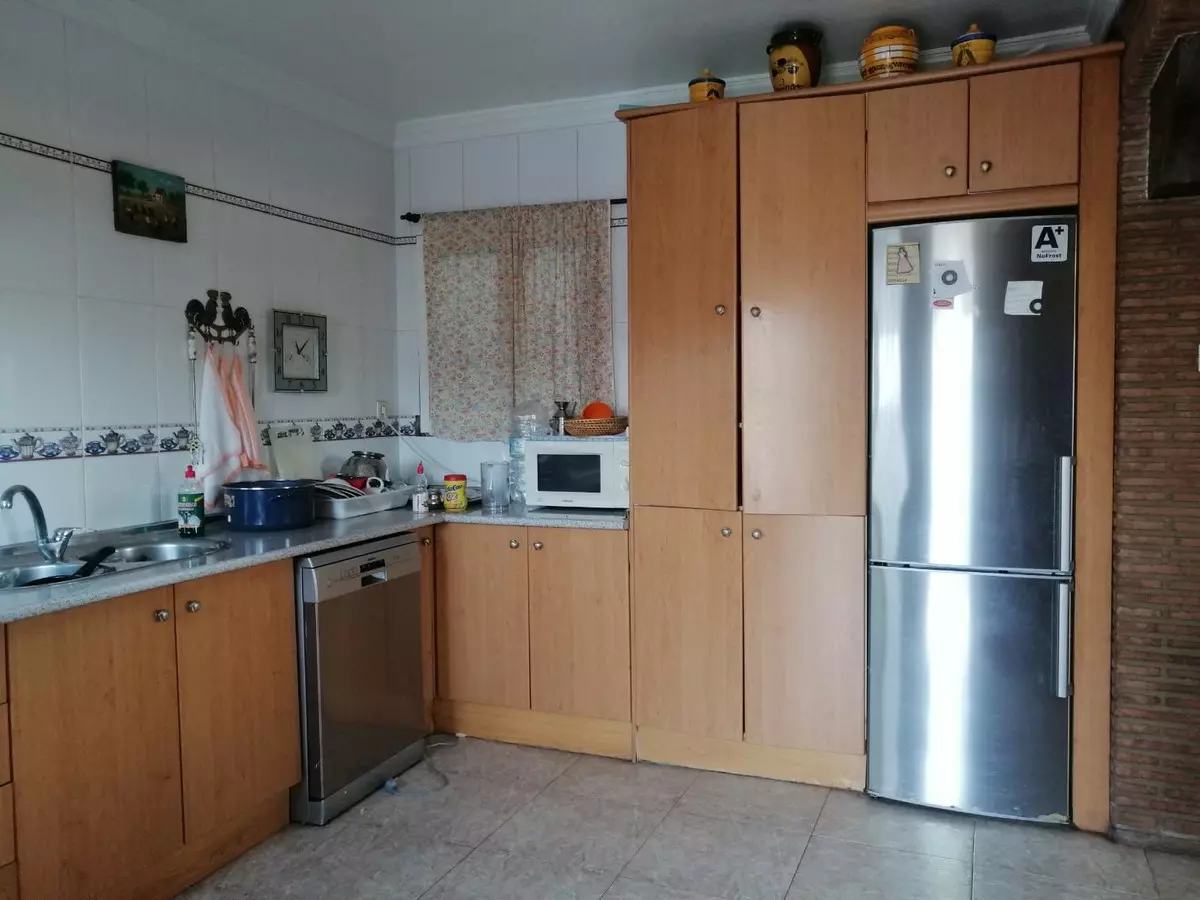 4-bedroom Town House In Cártama, Spain (151 M²)