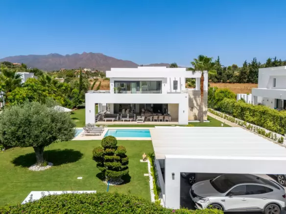 6-bedroom Villa In Mijas, Spain (554 M²)