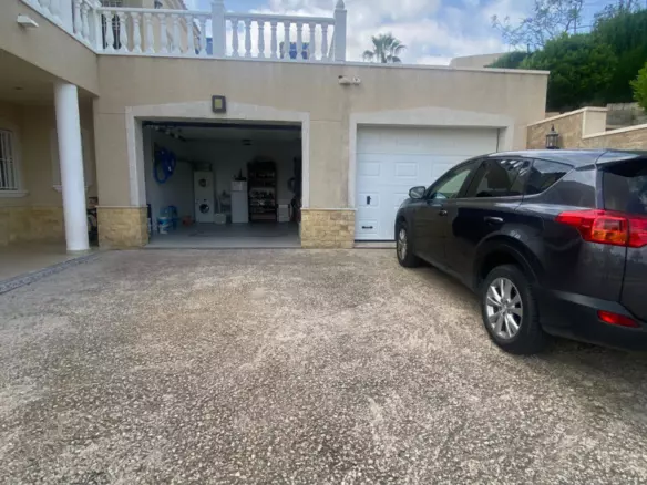 3-bedroom Villa In Algorfa, Spain (250 M²)