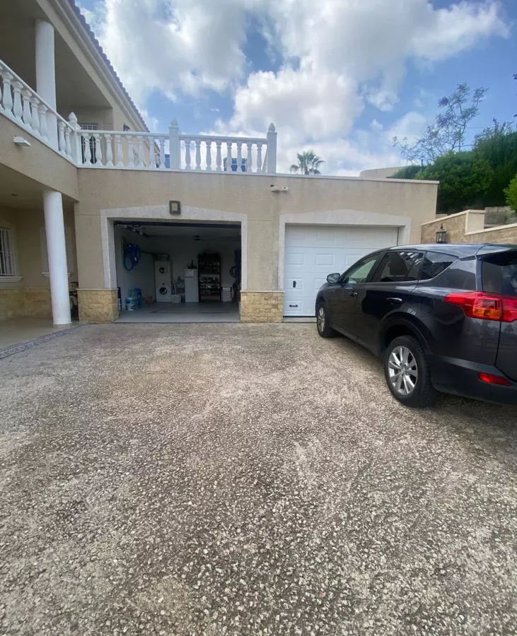 3-bedroom Villa In Algorfa, Spain (250 M²)