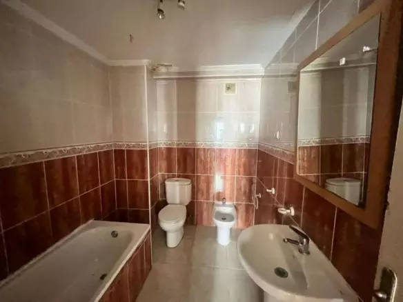 3-bedroom Apartment In Estepona, Spain (75 M²)