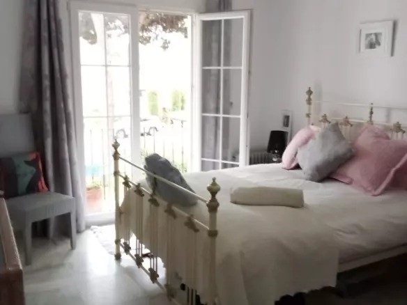 3-bedroom Apartment In Estepona, Spain (90 M²)