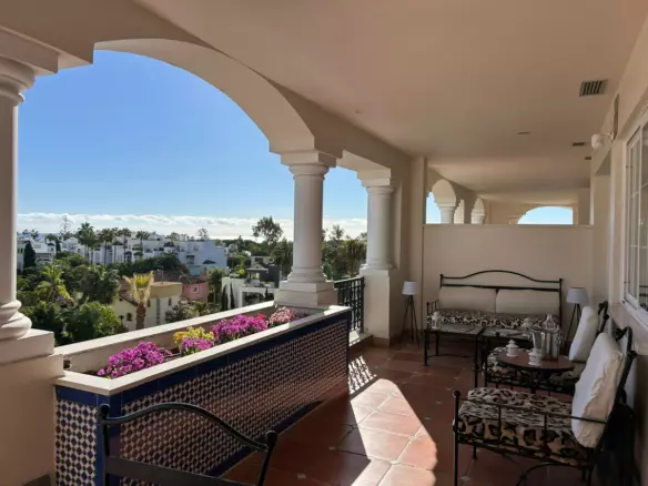 2-bedroom Apartment In Marbella, Spain (90 M²)