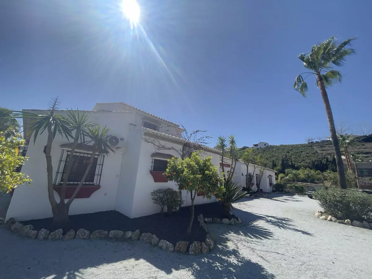 9-bedroom Villa In Frigiliana, Spain (485 M²)