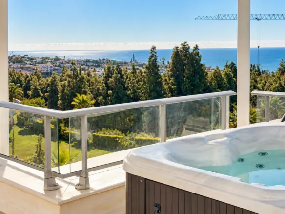 3-bedroom Apartment In Mijas, Spain (132 M²)