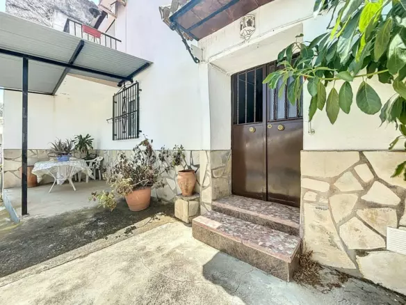4-bedroom Villa In Comares, Spain (112 M²)