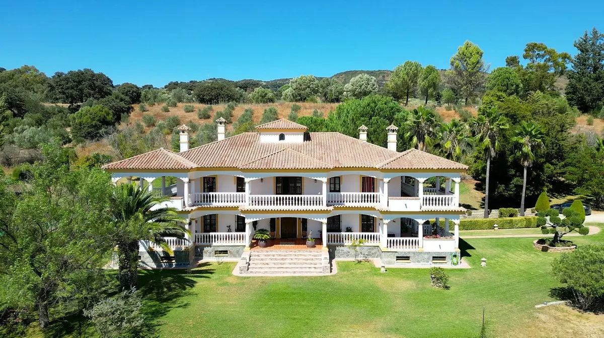 5-bedroom Country House In Ronda, Spain (950 M²)