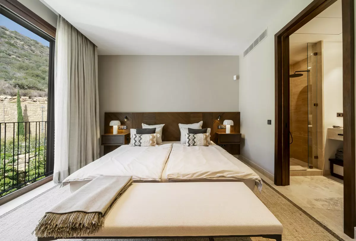 3-bedroom Apartment In Casares, Spain (306 M²)