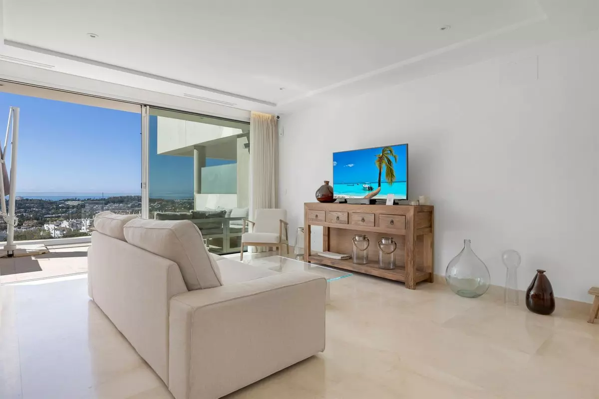 2-bedroom Apartment In Marbella, Spain (98 M²)