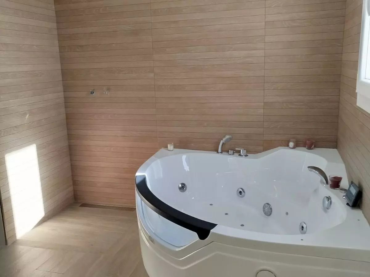 4-bedroom Town House In Cómpeta, Spain (384 M²)