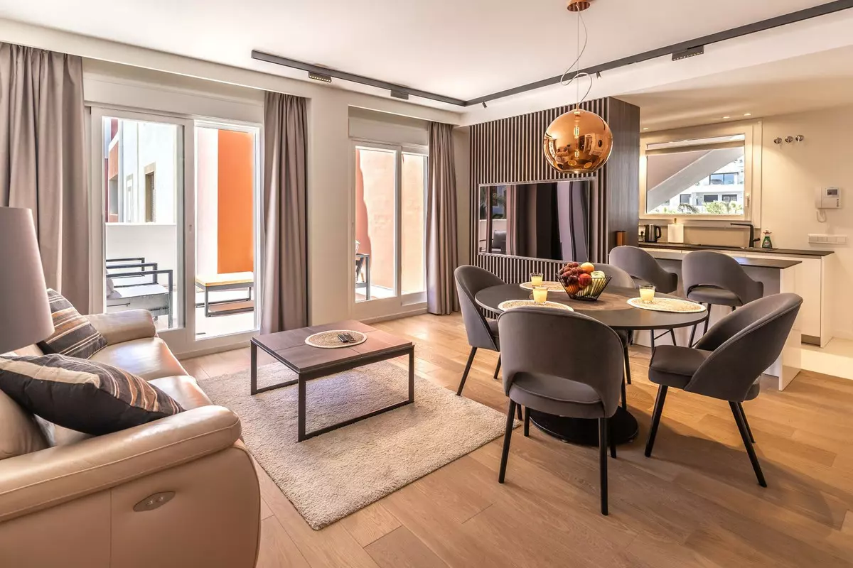 2-bedroom Apartment In Estepona, Spain (86 M²)