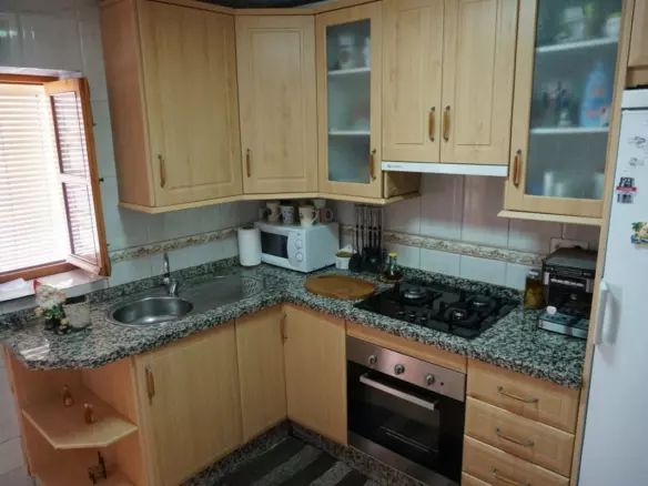 4-bedroom Villa In Cómpeta, Spain (92 M²)