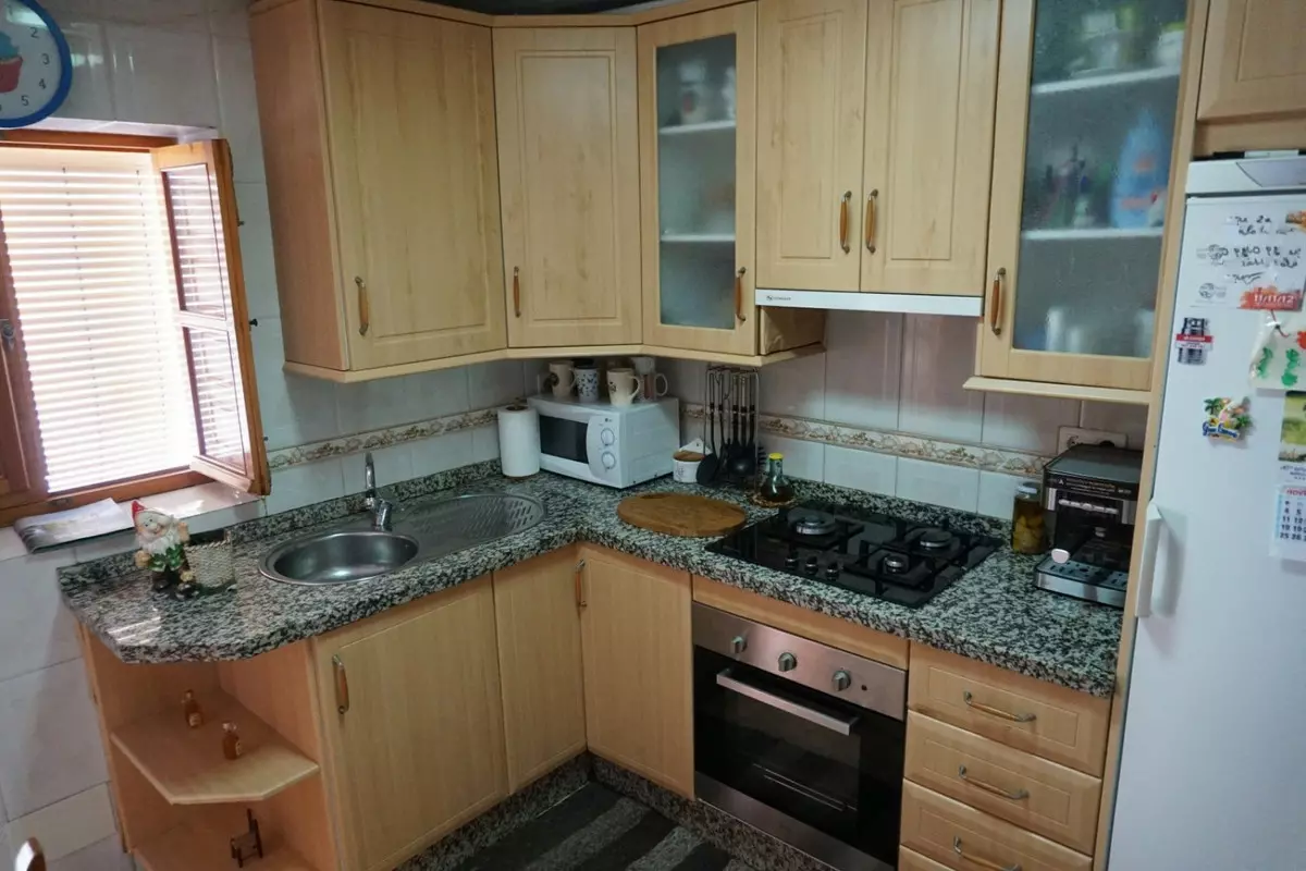 4-bedroom Villa In Cómpeta, Spain (92 M²)