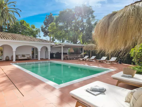 3-bedroom Villa In Marbella, Spain (265 M²)