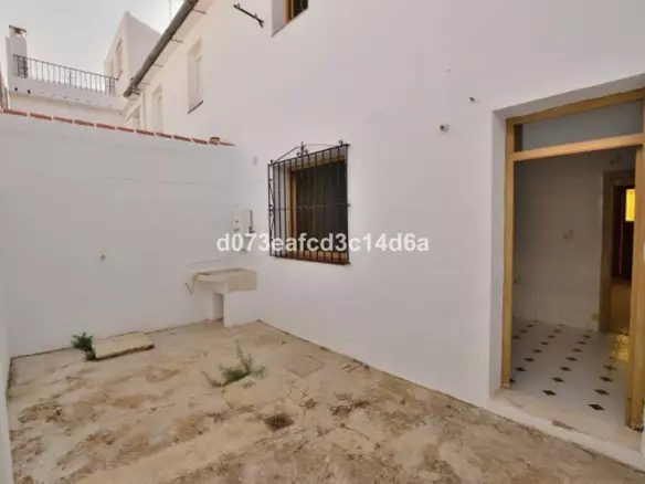 3-bedroom Town House In Ronda, Spain (86 M²)